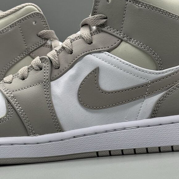 Nike Air Jordan 1 Mid Men's Size 8 College Grey Light Bone-White 554724-082 - Picture 7 of 12